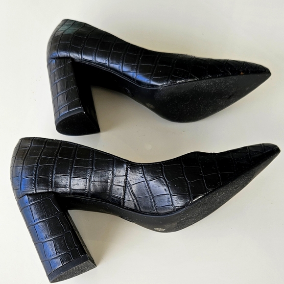 Liz Claiborne Haslett Heel -Size 5 - Picture 6 of 6